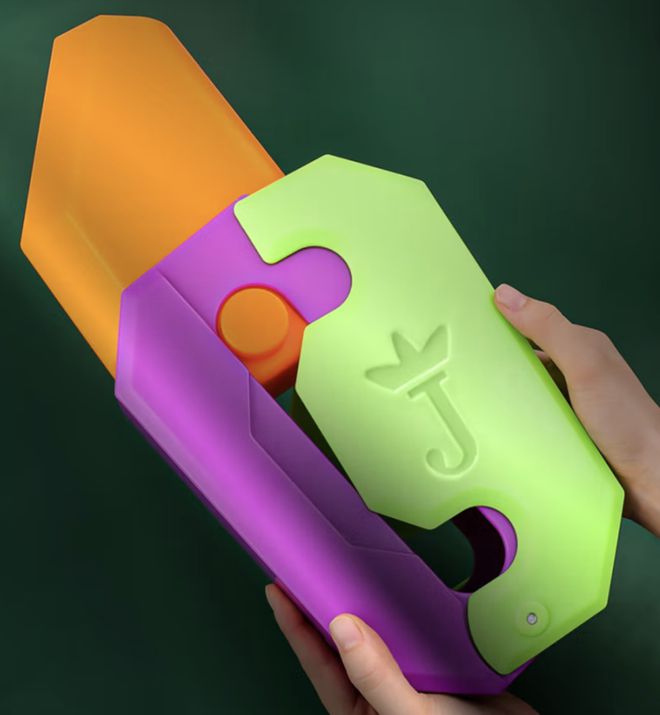 办、手机壳这个“黑科技”现在有手就会！爱游戏app网站用3D打印做玩具、手(图4)